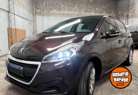 Autos - Peugeot 208 1.5 Active 2017. 2017 Nafta 100000Km - En Venta