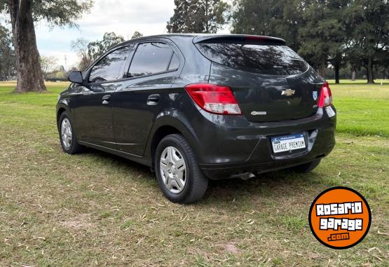 Autos - Chevrolet Onix 2015 Nafta 99000Km - En Venta
