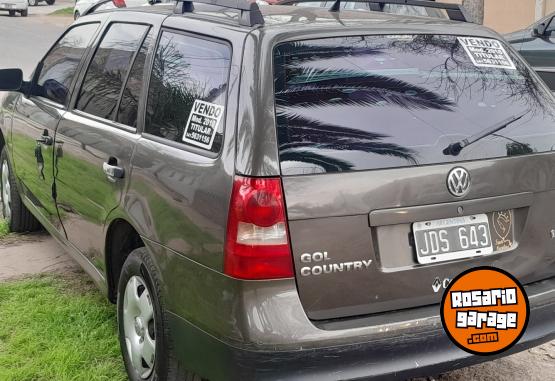Autos - Volkswagen Country confor 2010 Nafta 124000Km - En Venta