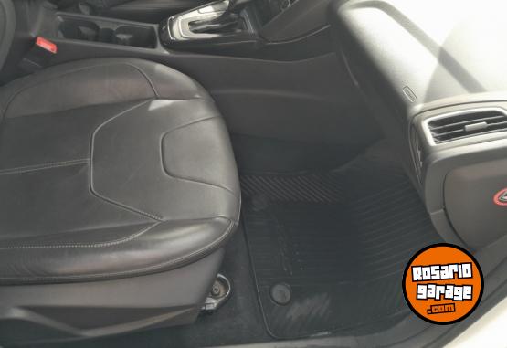 Autos - Ford FOCUS 2015 Nafta 75900Km - En Venta