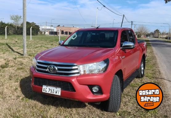 Camionetas - Toyota Hilux SRV 4x4 MT 2018 Diesel 170000Km - En Venta
