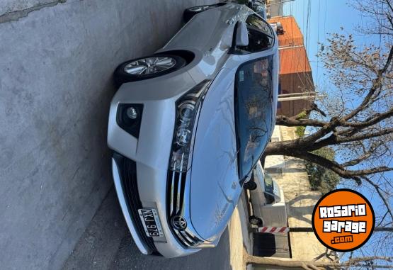 Autos - Toyota Corolla Seg 2014 Nafta 75000Km - En Venta