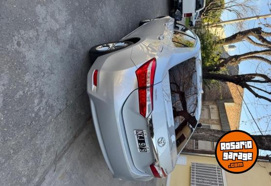 Autos - Toyota Corolla Seg 2014 Nafta 75000Km - En Venta