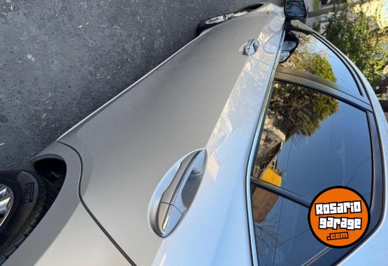 Autos - Toyota Corolla Seg 2014 Nafta 75000Km - En Venta