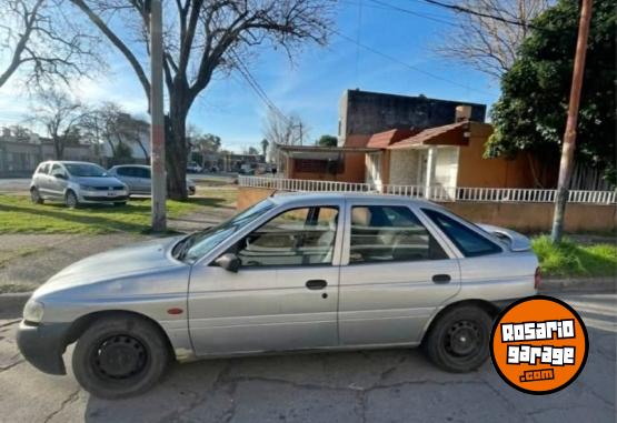 Autos - Ford Escort lx 1998 GNC 111111Km - En Venta