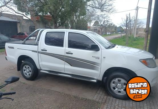 Camionetas - Toyota HILUX 2.5D 2008 Diesel 177000Km - En Venta