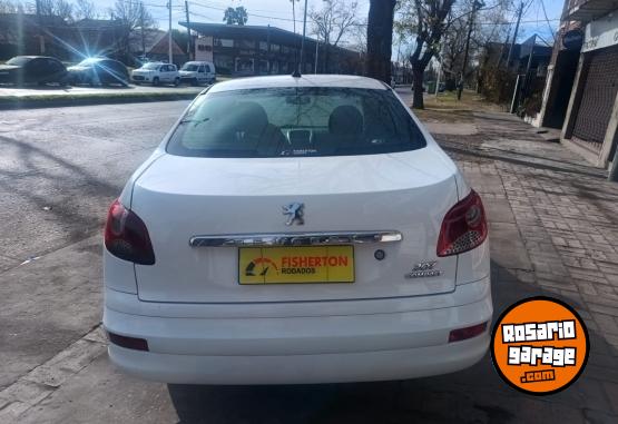 Autos - Peugeot 207 4 PUERTAS 2012 Nafta 150000Km - En Venta