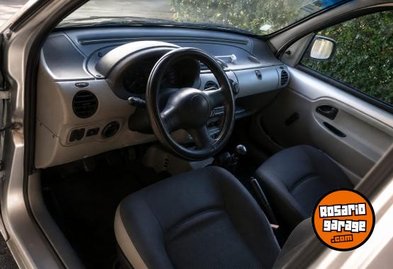 Utilitarios - Renault Kangoo 2012 GNC 175000Km - En Venta