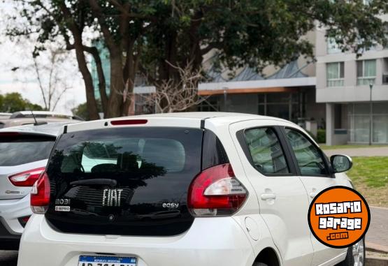 Autos - Fiat MOBI 2017 Nafta 128000Km - En Venta