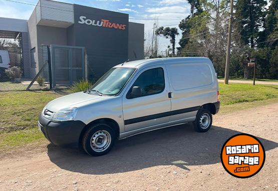 Utilitarios - Peugeot Partner 2017 Diesel 51000Km - En Venta