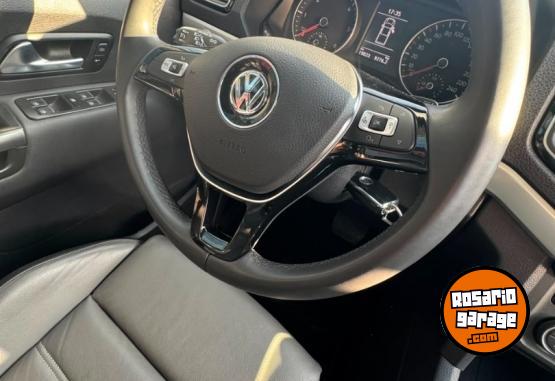 Autos - Volkswagen Amarok Highline 2.0 4x2 A 2024 Diesel 19000Km - En Venta