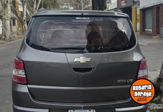 Autos - Chevrolet Spin 2015 GNC 80000Km - En Venta