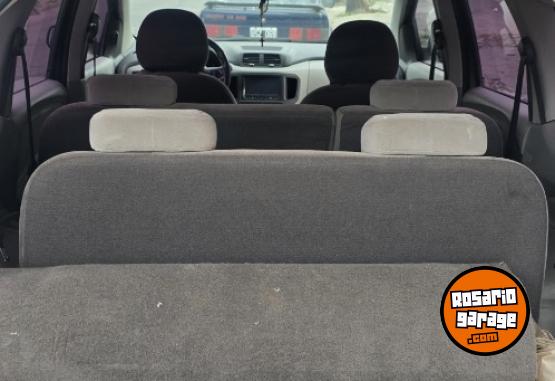 Autos - Chevrolet Spin 2015 GNC 80000Km - En Venta