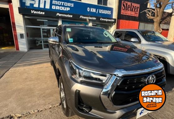 Autos - Toyota Hilux SRV 2.8 4x2 AT 2023 Diesel 59000Km - En Venta