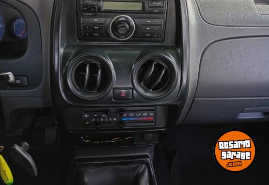Camionetas - Nissan Np300 2011 Diesel 232700Km - En Venta