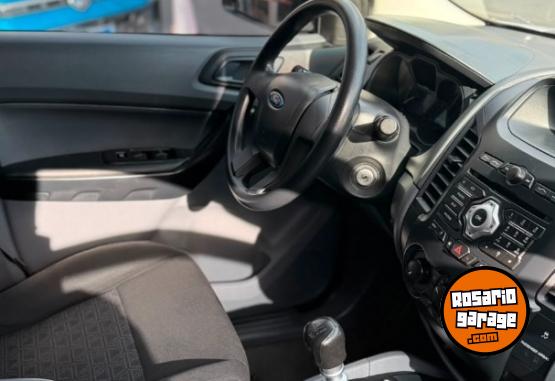 Camionetas - Ford Ranger 2.2 XL 2019 Diesel 71000Km - En Venta
