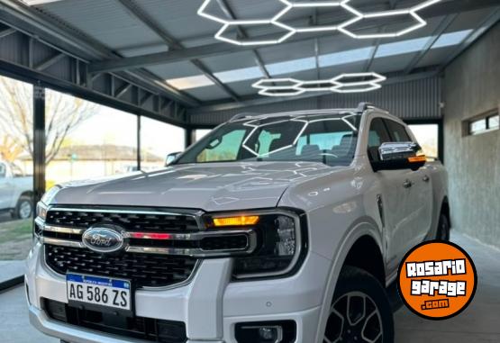 Camionetas - Ford RANGER LIMITED V6 2024 Diesel 65000Km - En Venta
