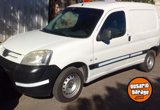 Utilitarios - Peugeot Partner 2011 Diesel 178888Km - En Venta
