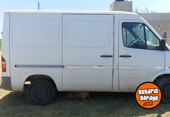 Utilitarios - Mercedes Benz Sprinter 312 2000 Diesel 700000Km - En Venta