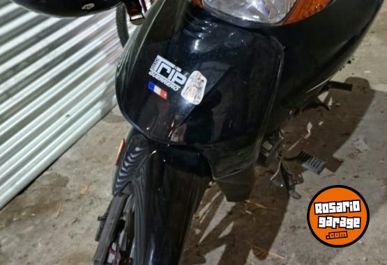 Motos - Guerrero Trip 2023 Nafta 7300Km - En Venta