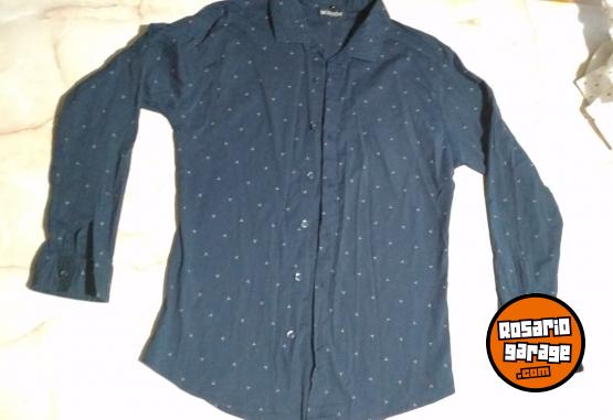 Indumentaria - Camisa azul de hombre - En Venta