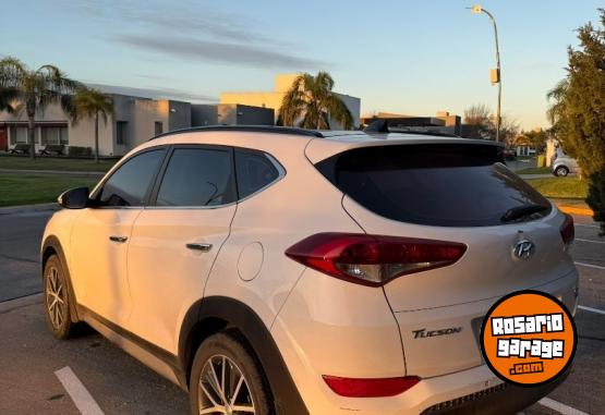 Camionetas - Hyundai Tucson 2016 Diesel 104000Km - En Venta