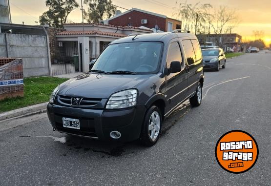 Utilitarios - Peugeot Parner 2013 Nafta 150000Km - En Venta