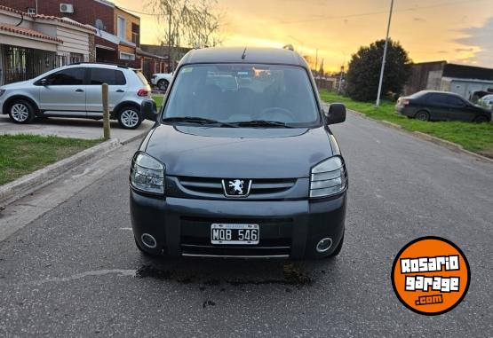 Utilitarios - Peugeot Parner 2013 Nafta 150000Km - En Venta