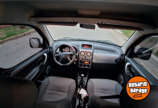 Utilitarios - Peugeot Parner 2013 Nafta 150000Km - En Venta