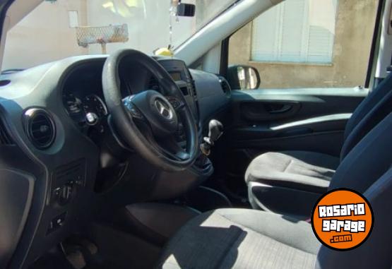 Utilitarios - Mercedes Benz Vito Plus AA 2018 Diesel 120000Km - En Venta