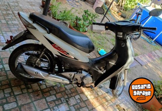 Motos - Honda BIZ 125 2015 Nafta 4230Km - En Venta