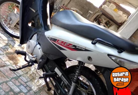 Motos - Honda BIZ 125 2015 Nafta 4230Km - En Venta