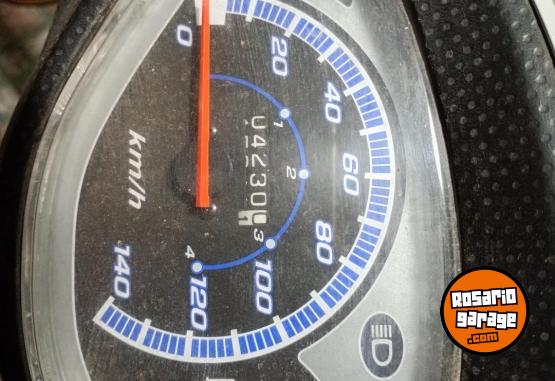 Motos - Honda BIZ 125 2015 Nafta 4230Km - En Venta