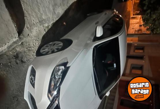 Autos - Nissan 2017 2017 Nafta 105000Km - En Venta