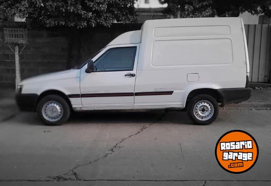 Utilitarios - Fiat Fiorino 2013 Nafta 180000Km - En Venta