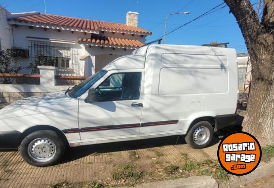 Utilitarios - Fiat Fiorino 2013 Nafta 180000Km - En Venta