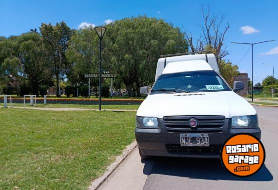 Utilitarios - Fiat Fiorino 2013 Nafta 180000Km - En Venta