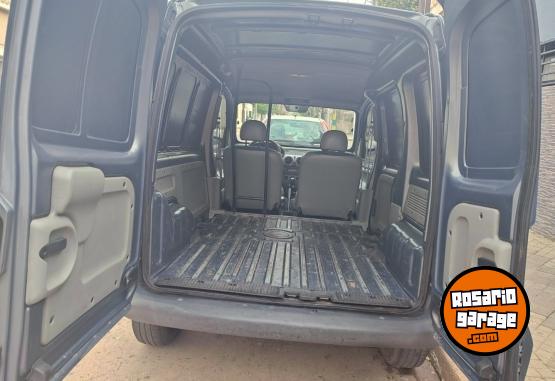 Utilitarios - Renault Kangoo 2011 Diesel 120500Km - En Venta