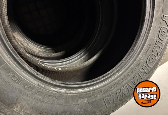 Accesorios para Autos - Cubierta Yokohama 265/65/17 - En Venta