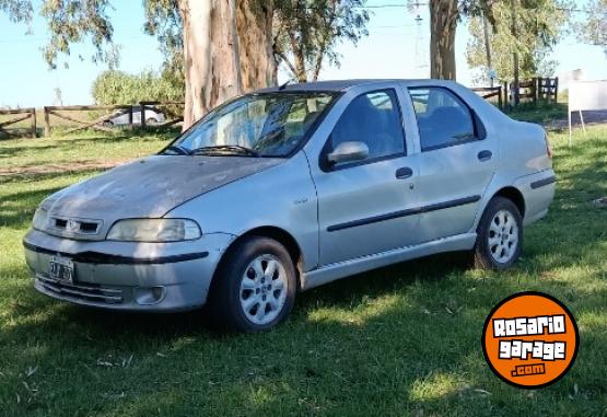 Autos - Fiat Siena 2004 Nafta 185000Km - En Venta