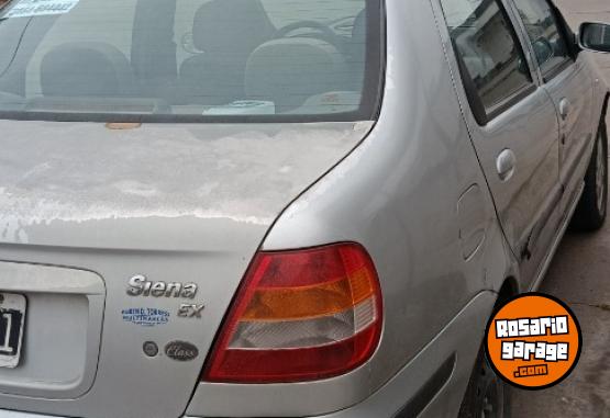 Autos - Fiat Siena 2004 Nafta 185000Km - En Venta