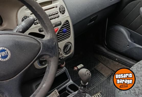 Autos - Fiat Siena 2004 Nafta 185000Km - En Venta