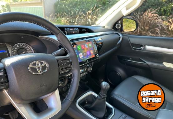 Camionetas - Toyota Hilux 4x4 SRX MT 2022 Diesel 47000Km - En Venta