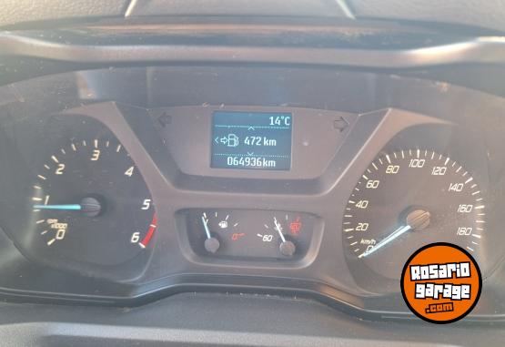 Utilitarios - Ford Transit chasis 2017 Diesel 64000Km - En Venta