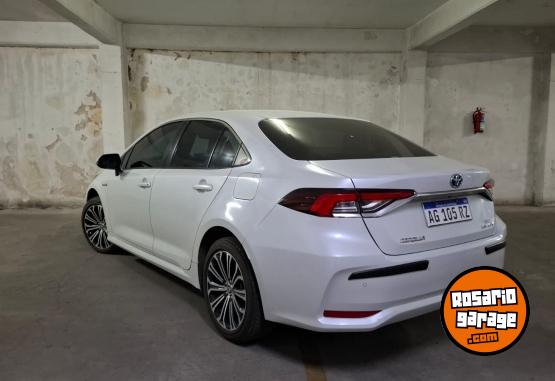 Autos - Toyota Corolla Seg Hybrid 2023 Electrico / Hibrido 32000Km - En Venta