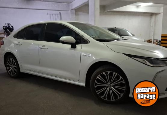 Autos - Toyota Corolla Seg Hybrid 2023 Electrico / Hibrido 32000Km - En Venta