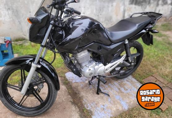 Motos - Honda New titan 2020 Nafta 28000Km - En Venta