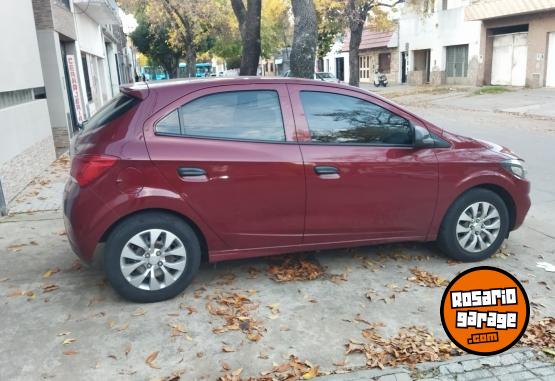 Autos - Chevrolet ONIX LT  CON PANTALLA 2016 Nafta 90000Km - En Venta