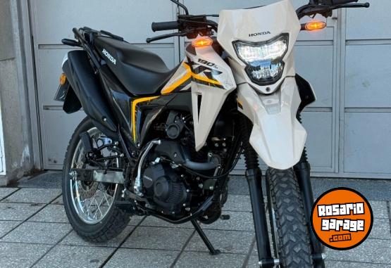 Motos - Honda Xr 190l 2025 Nafta 3000Km - En Venta