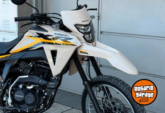 Motos - Honda Xr 190l 2025 Nafta 3000Km - En Venta